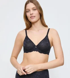 Amourette Charm T W02