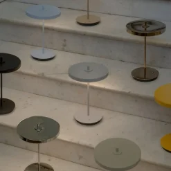 Asteria Move Monochrome