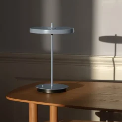 Asteria Move Monochrome