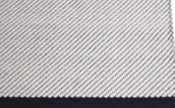 Bias Rug Tint-140 x 200-Black tint