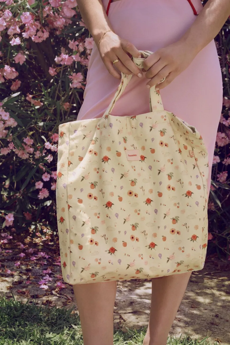 Canvas Totebag Roses and Shells