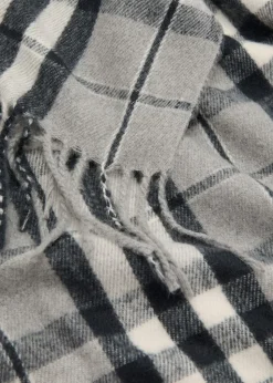 Check scarf with fringed ends