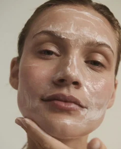 Cleanser - purifying milky face wash