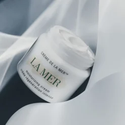 Creme De La Mer Moisturizing Cream