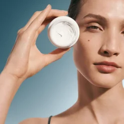 Creme De La Mer Moisturizing Cream