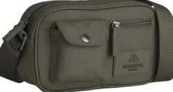 DarlaMBG S Cross. , Monochrome