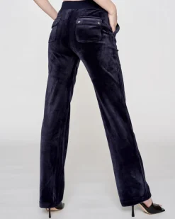 Del Ray Classic Velour Pant Pocket Design