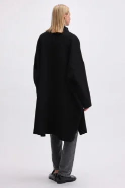 DRAPY WOOL COAT