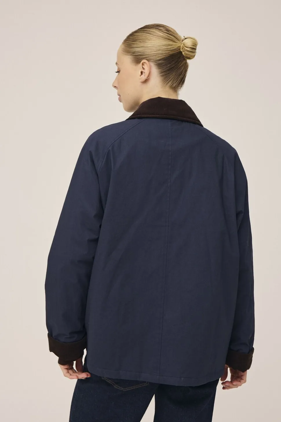 Emmy 4 coated jakke med fløjlskanter - GRS