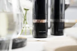 Enfinigy Elektrisk krydderikværn Sort