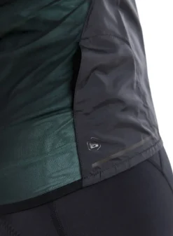 Essence Light Wind Vest