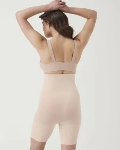 EVERYDAY SHAPINEVERYDAY SHAPING HW SHORT