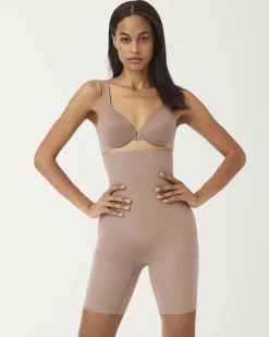 EVERYDAY SHAPING HW SHORT