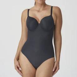 Figuras udglattende bodystocking