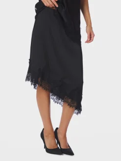 Fiora Lace Skirt