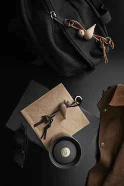 Fugl guld nøglering med naturlæder eg