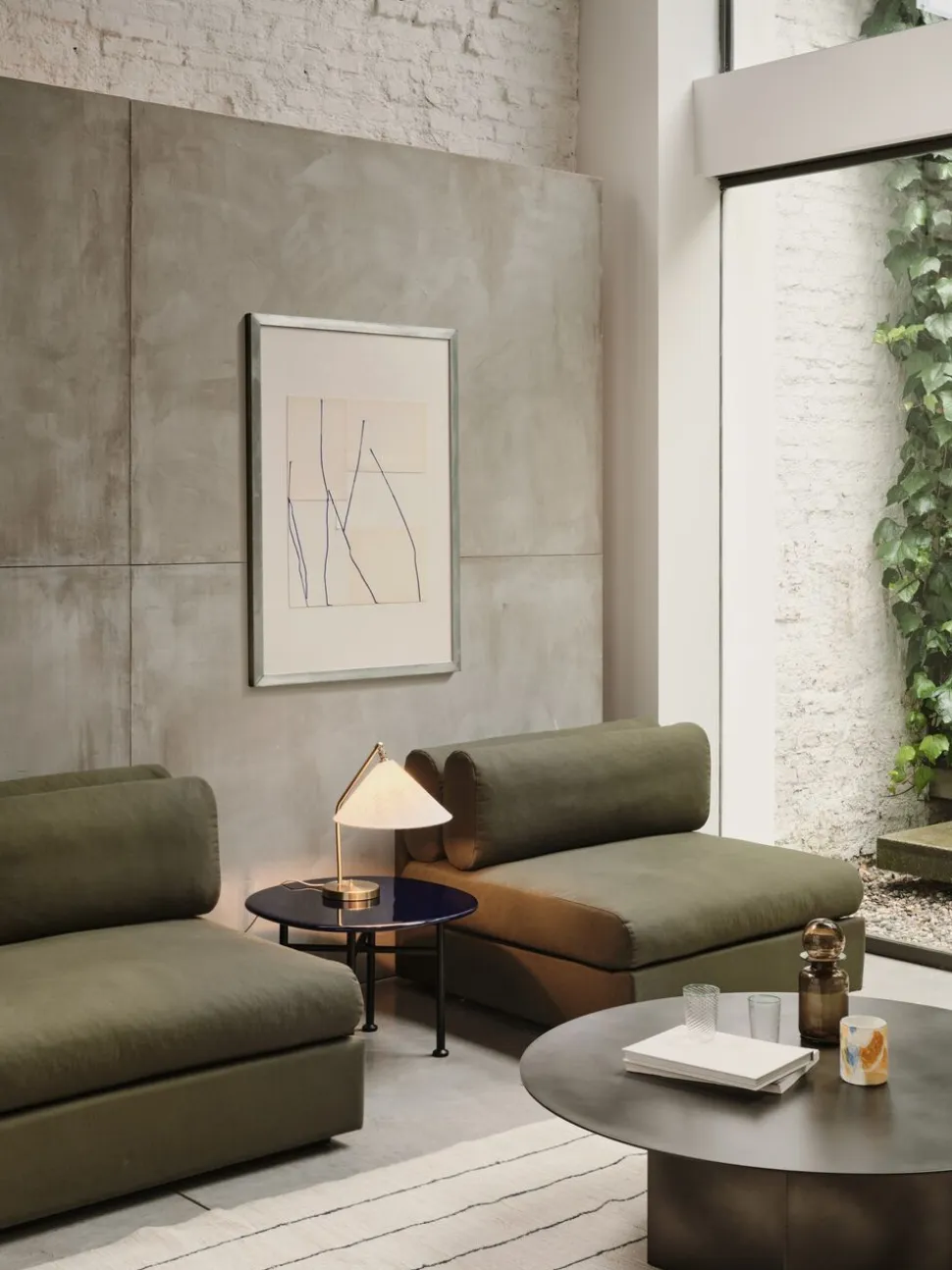 Gräshoppa Table Lamp, Fabric Shade, EU Base: Shiny Brass, Sh