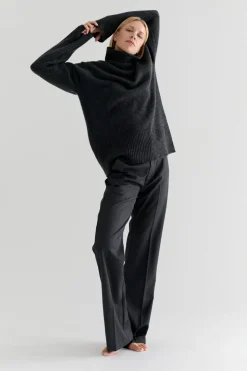 Hanna x MDNC Sweater – 100% Cashmere