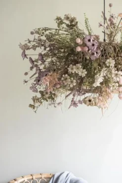 Hængelampe bambus skærm hvid plastikledning