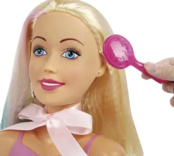 JUDITH LEGEMAKE-UP HOVED