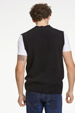 Lambswool v-neck slipover