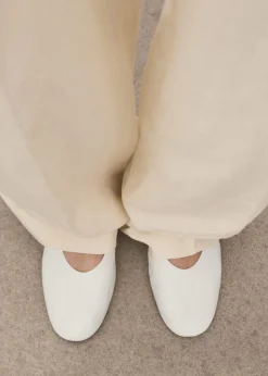 Leather ballet flats