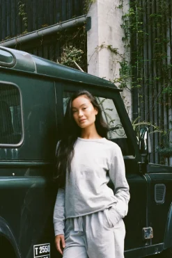 Light stretch crew neck top - Hila