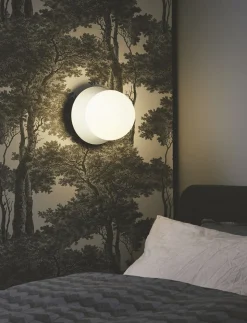 Liila 1 Medium IP44, light silver / opal