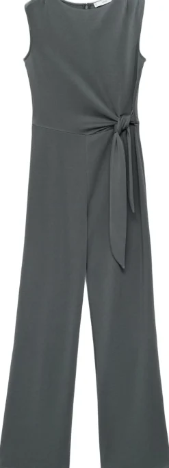 Long jumpsuit with knot