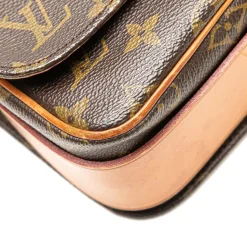 Louis Vuitton Cartouchiere