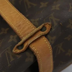 Louis Vuitton Saumur