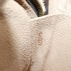 Louis Vuitton Trousse Toilette