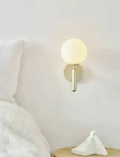 Miira Wall, brass / opal