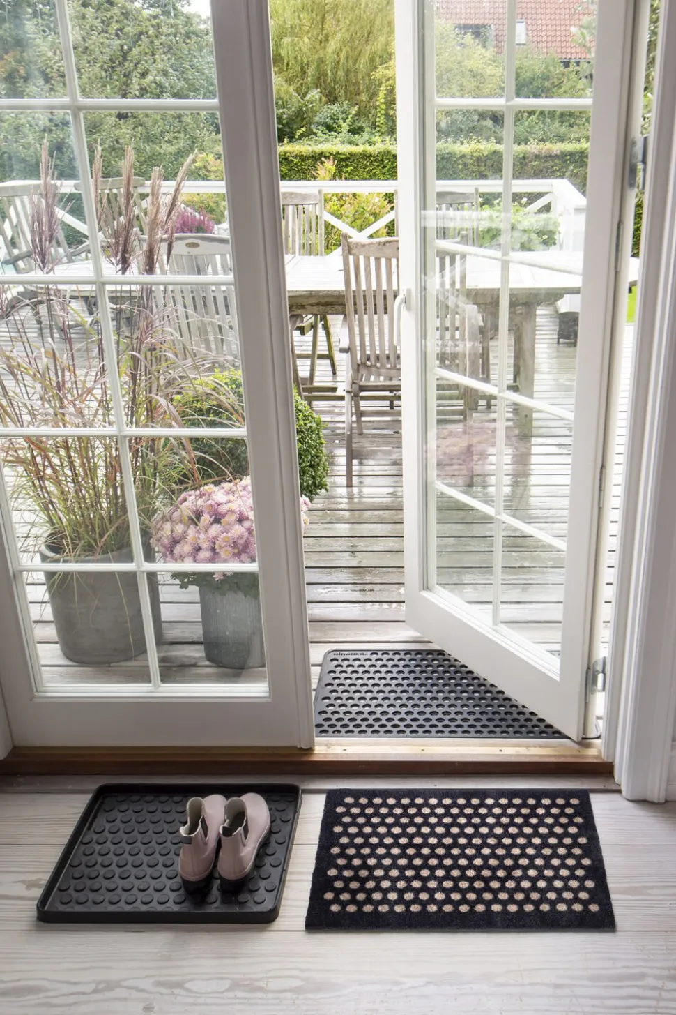 Måtte 40x60 cm, dot sort/sand