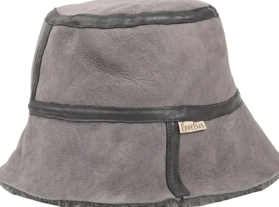 NANGA - DOUBLE FACE SHEARLING HAT W/ LEATHER DETAILS