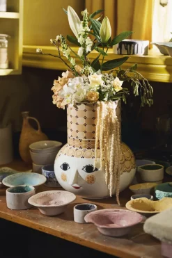 Olga Vase H35 cm sand