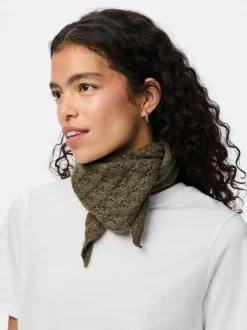 PCJOELLE TRIANGLE SCARF BC