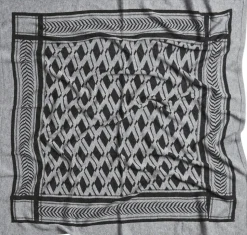 PCNOVIS SMALL SQUARE SCARF