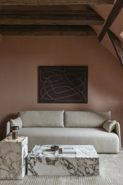 Plinth Tall, Calacatta Viola