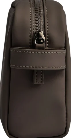 Refreshmbg Make-Up P. , Rubber