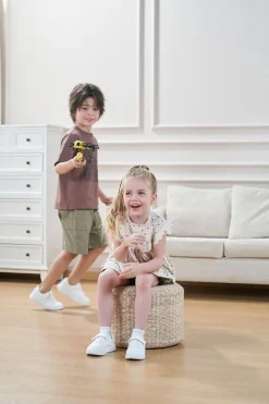 REVOLT Follow me Bee RC