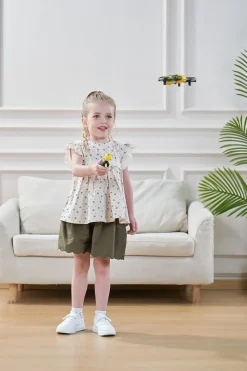 REVOLT Follow me Bee RC