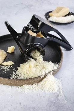 Rotary Grater All Black