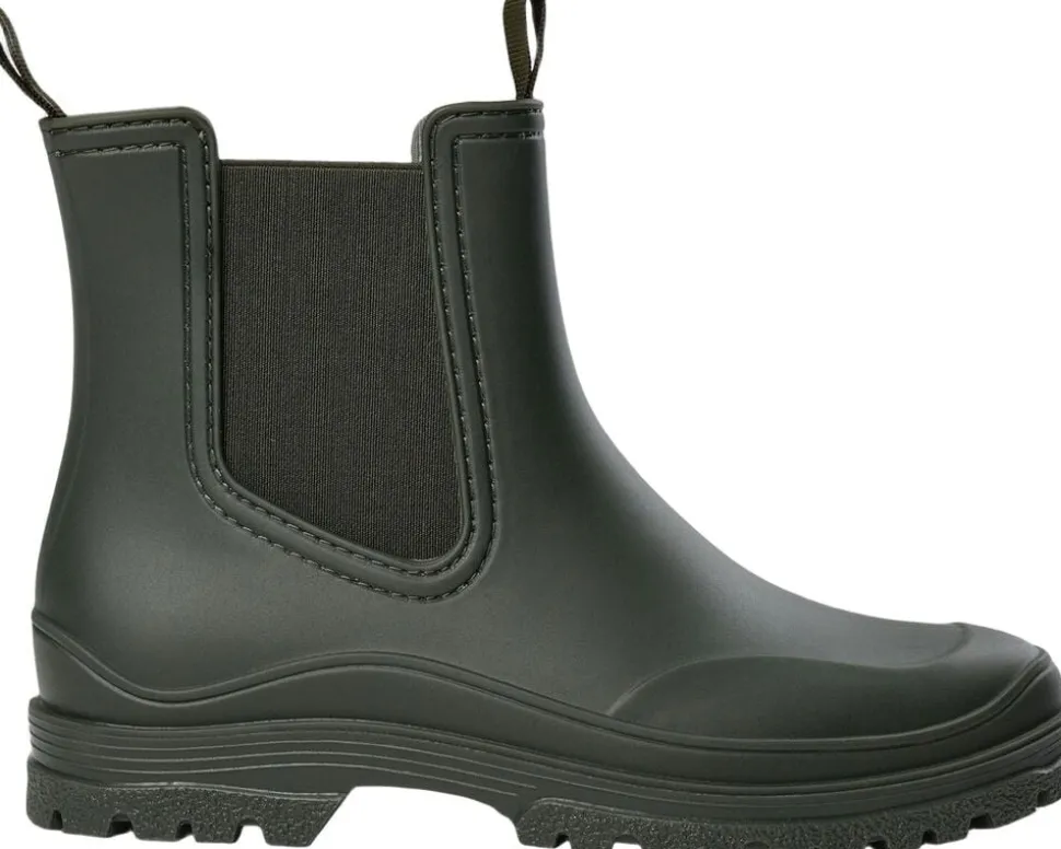 Rubber boot