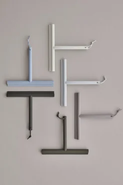 Shower Squeegee, incl. overdoor hook -VIPO- Satellite