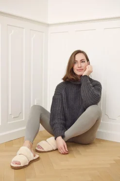 Slippers Straps (of 100% New Zealand Sheepskin) Natur