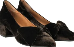 Sløjfe pump i blød velour