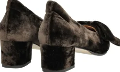 Sløjfe pump i blød velour