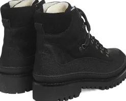 Snørestøvle med uldfoer