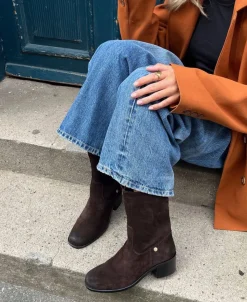 THE REAL WALKING SUEDE